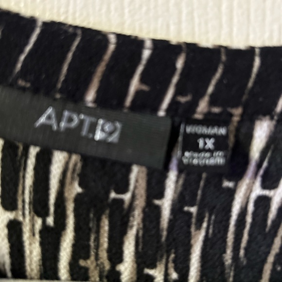 Apt. 9 tie front top size 1x - Picture 5 of 7